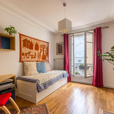 Apartment Veeve - A La Mode In Batignolles *